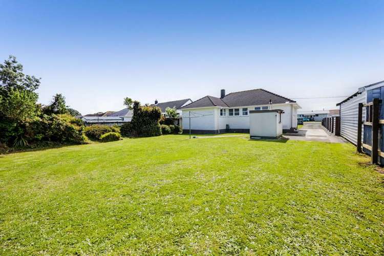 279 South Road Hawera_19