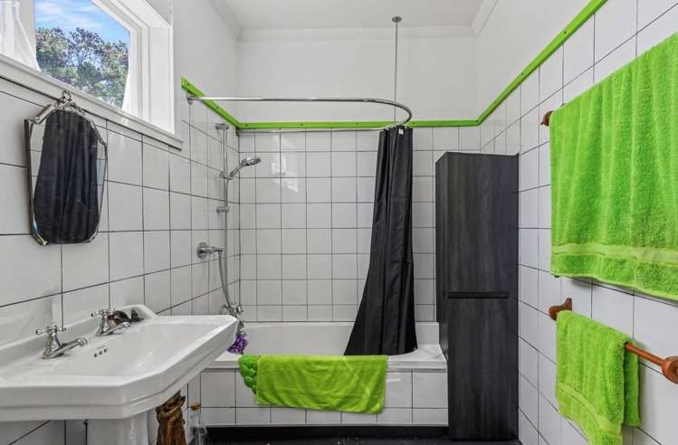 23 Carlton Avenue Gonville_10