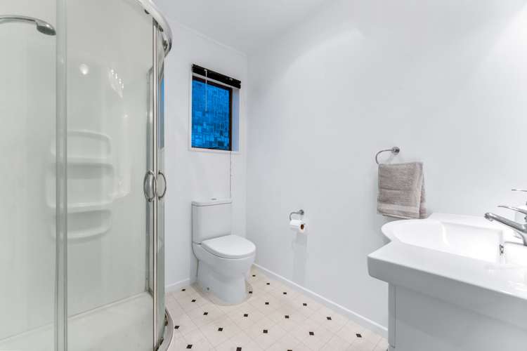 2/26 Fielding Crescent Farm Cove_17