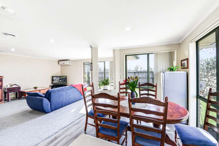 19 Nobleman Place Hamilton East_7