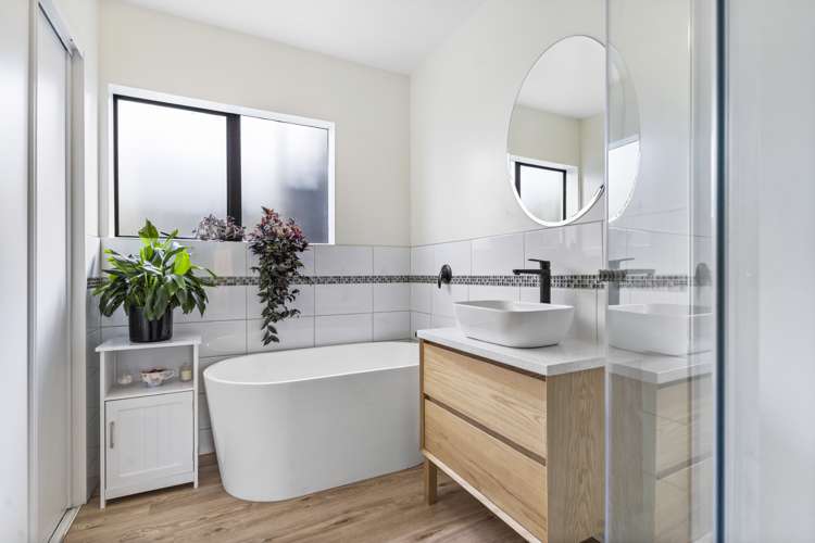 1/33 Sea Vista Avenue Beach Haven_9