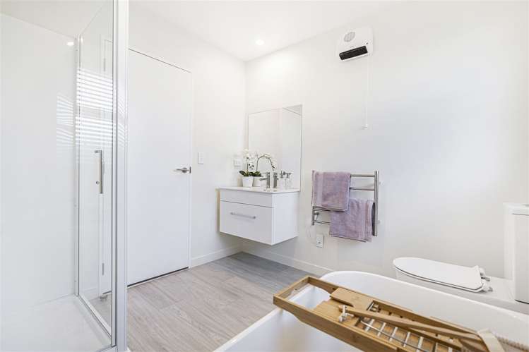 7 Jean Batten Lane Rolleston_20