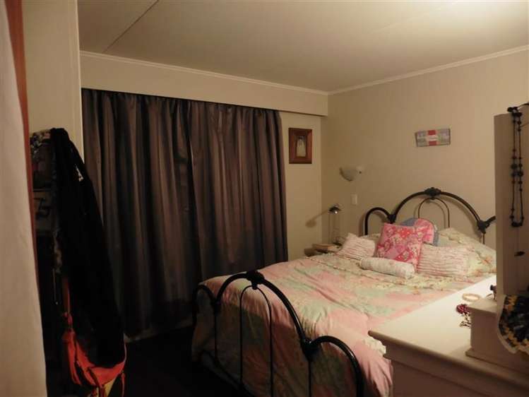 1/76 Middle Road Havelock North_6