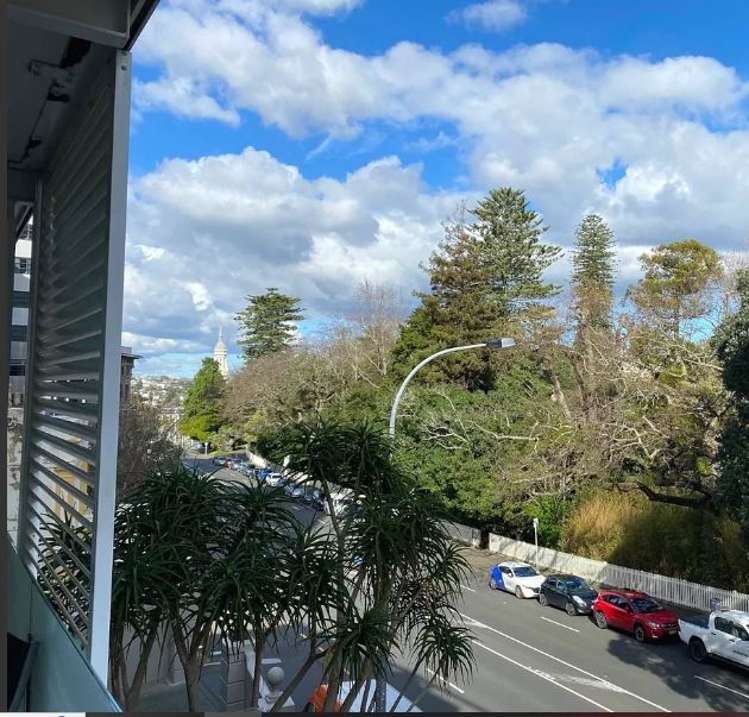 301/10 Waterloo Quadrant City Centre_11