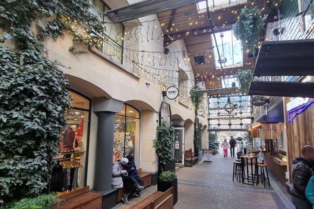 88 Beach Street Queenstown_1