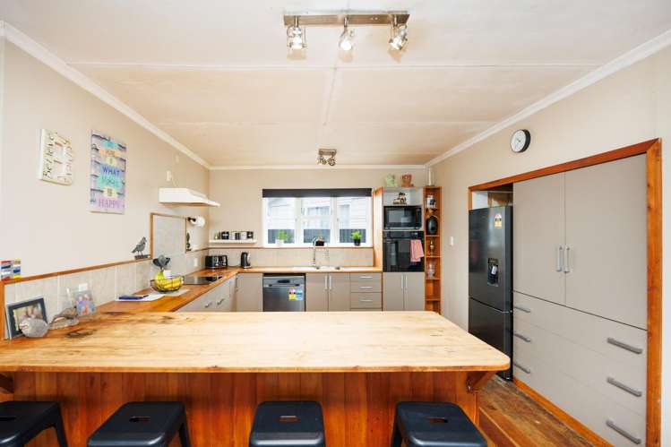 80 Willoughby Street Halcombe_19