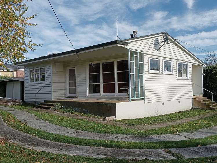 3 Mill Street Clinton and Surrounds_0