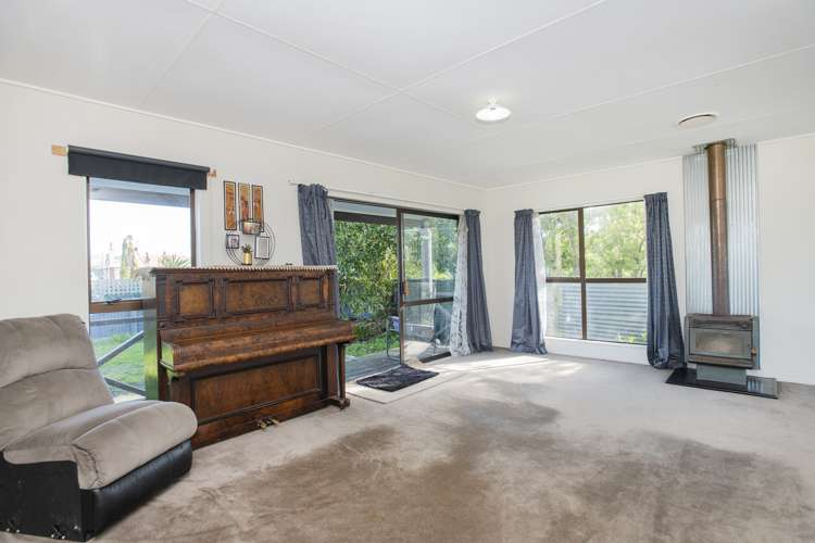 43 Main Road Tolaga Bay_6