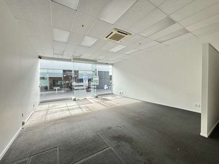 4/62-78 Hurstmere Road Takapuna_1