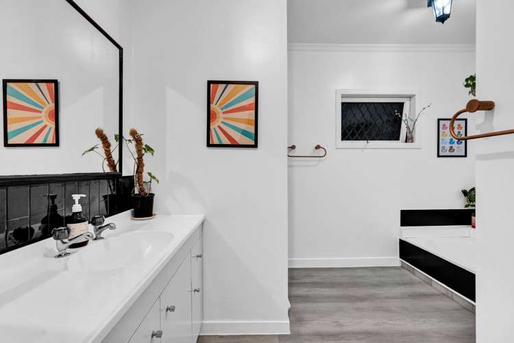 73 Wallath Road Westown_12