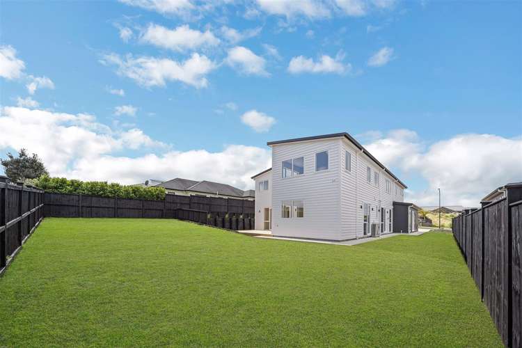 5 Hapukupuku Avenue Beachlands_38