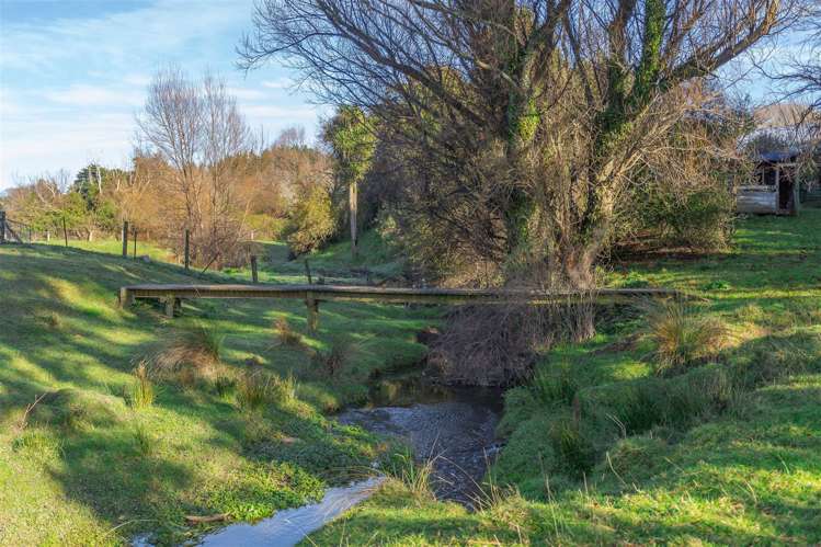 13 Mount Munro Road Mauriceville_26