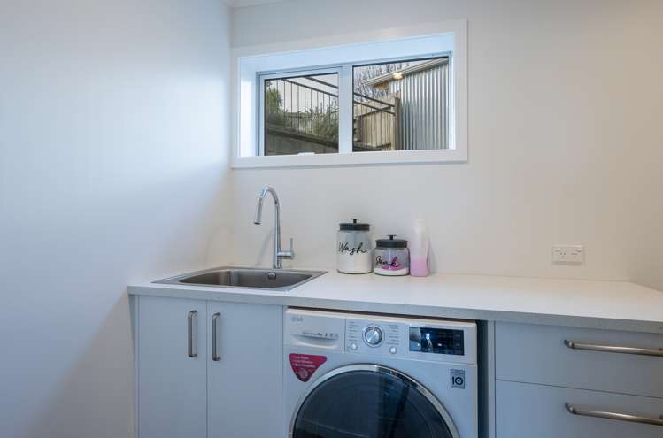 4 Avon Place Richmond_12