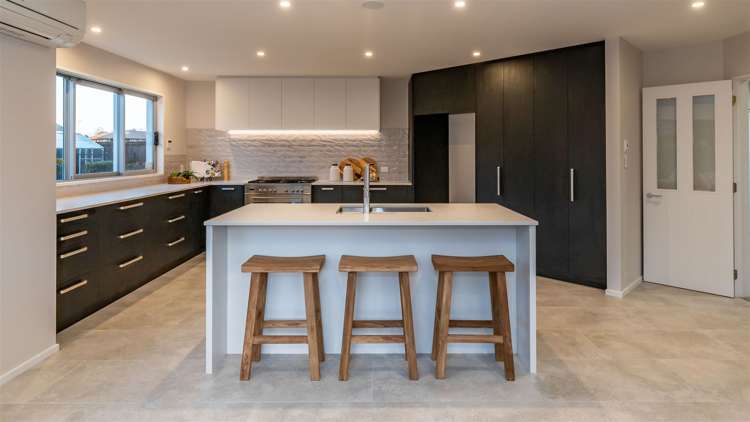 75 Woodhurst Drive Casebrook_14