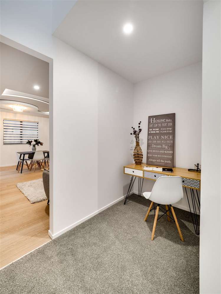 6 Brusio Drive Wigram_13