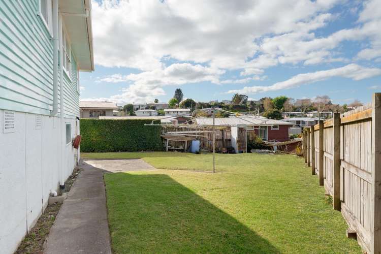 35 Bellevue Road Brookfield_18
