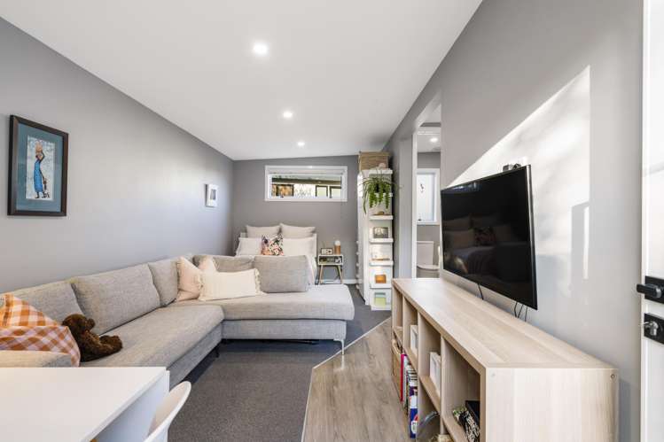 2/21 Gosford Drive Botany Downs_26