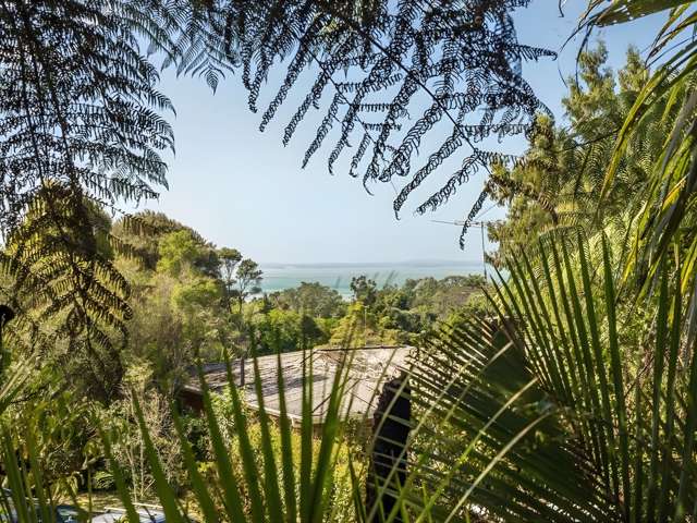 3 Huia Road Titirangi_3