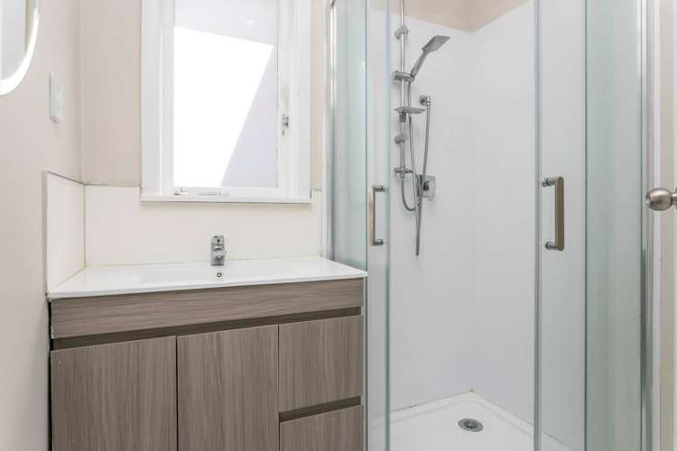 4 Albert Road Manukau_13