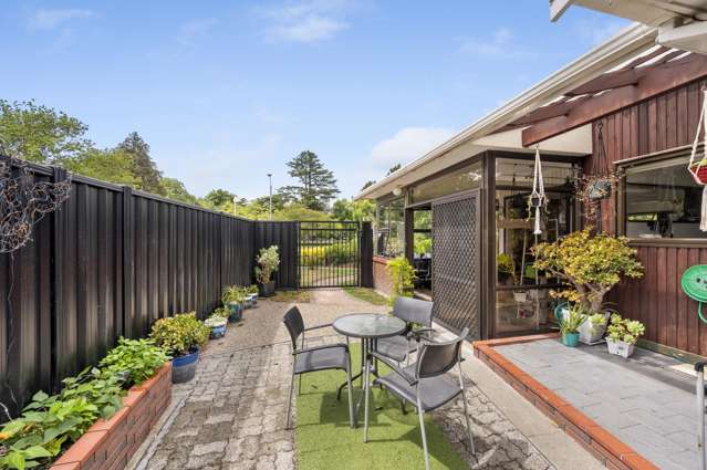 1/702 Tomoana Road Mahora_4