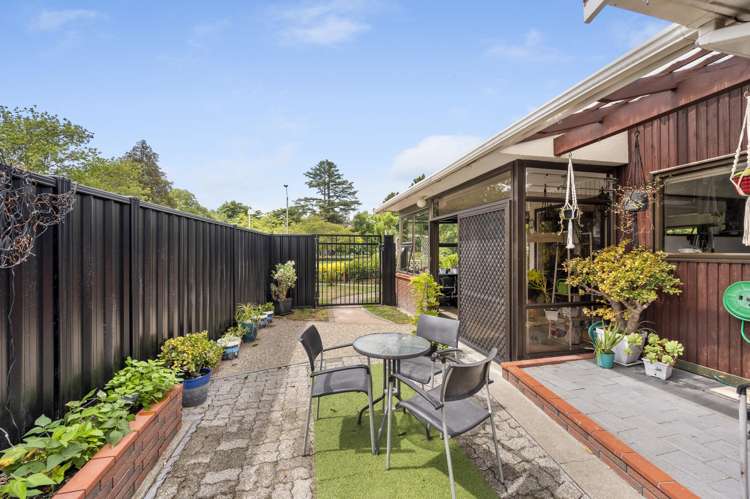 1/702 Tomoana Road Mahora_4