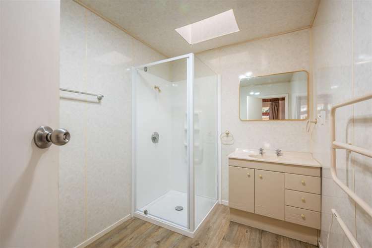 63 Kingston Street Albert Town_11