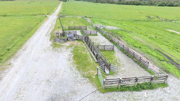 Station Road and Hodgkinson Road Inchbonnie_19