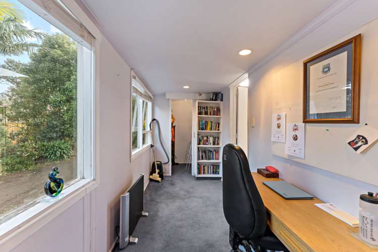 37 Wallace Road Mangere Bridge_5