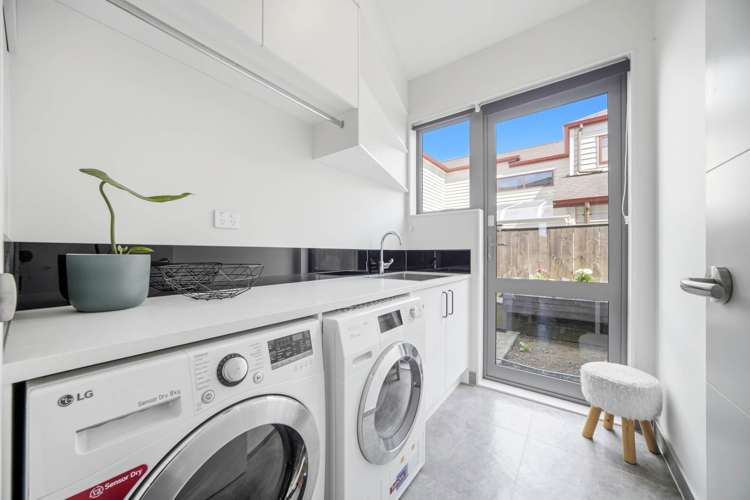 5 Thomas Rielly Avenue Hobsonville_20