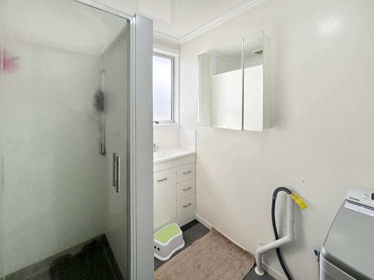 2/32 Baird Street 10549_5