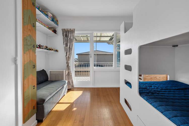 22 Seaview Road Otumoetai_12