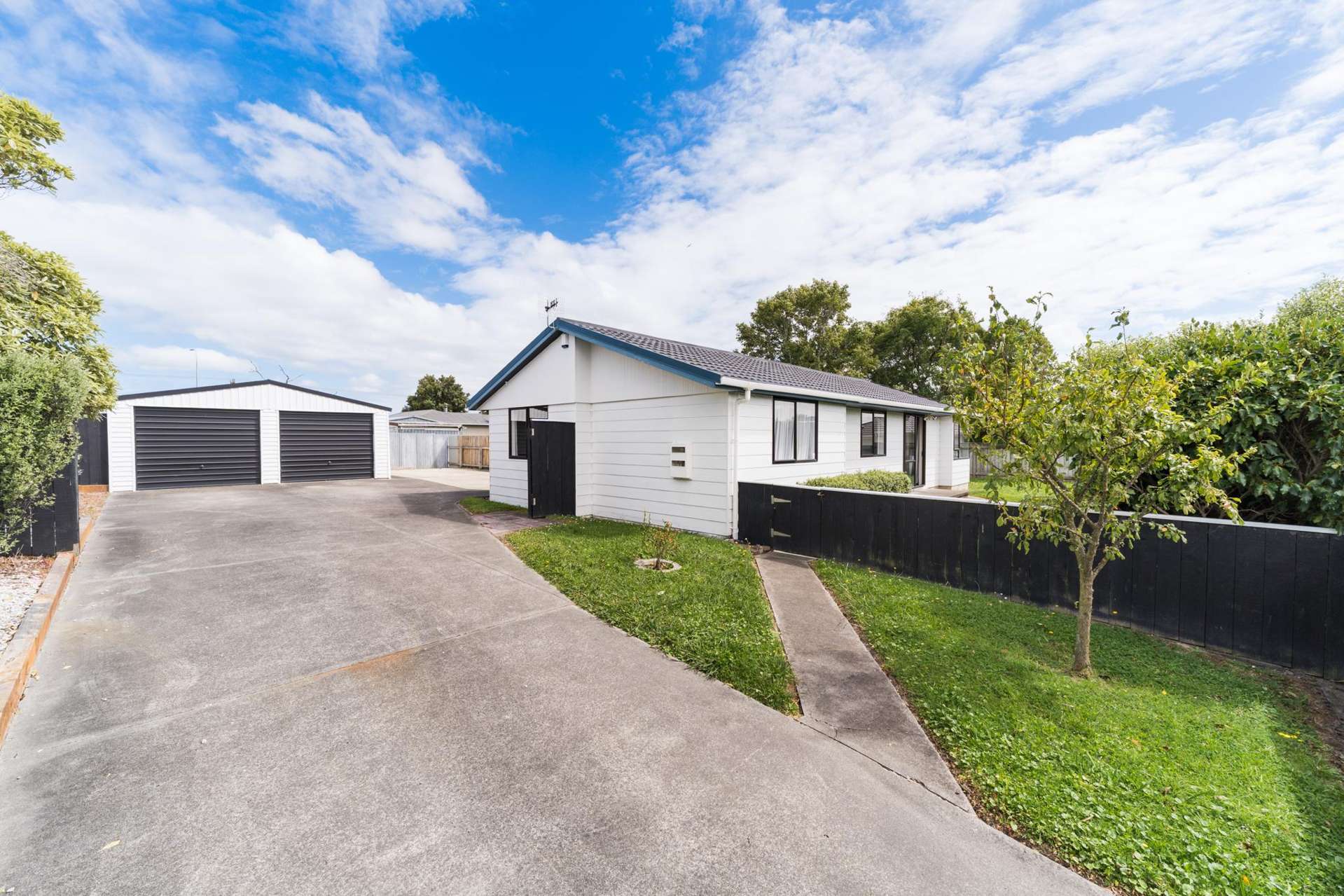30 Peppertree Glade Kelvin Grove_0