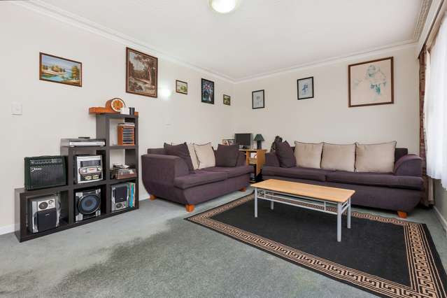 2/27 Cardwell Street Onehunga_4