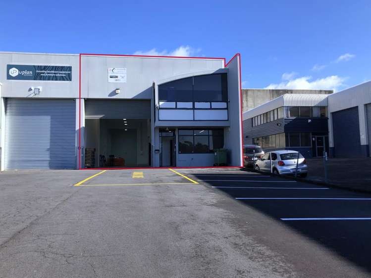1/33-35 Waipareira Avenue Henderson_10