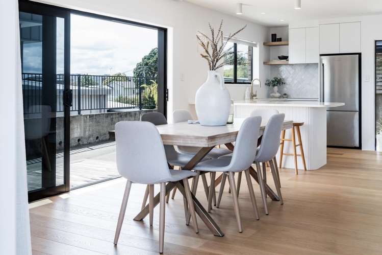 10C Long Street Raglan_14