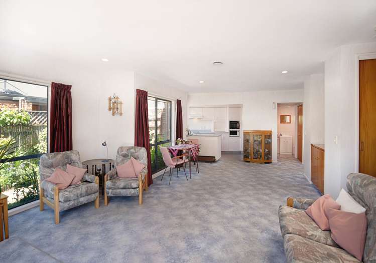 3 Highgrove Way The Wood_1