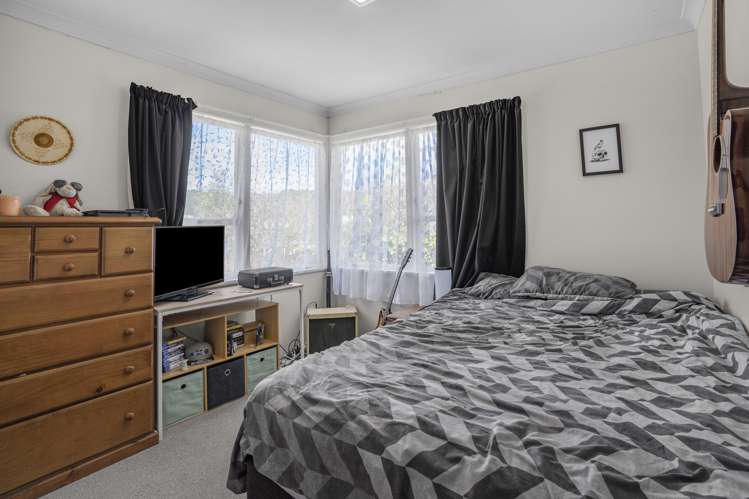 6 Manutuke Street Wainuiomata_9