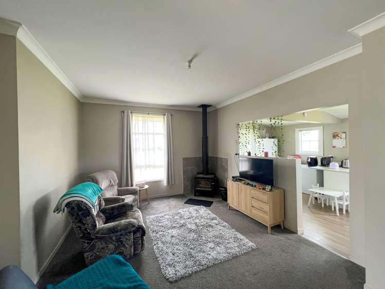 8 Denmark Street Dannevirke_5