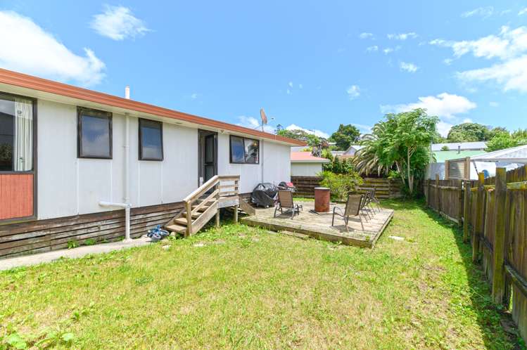 2/76 Parrs Cross Road Henderson_15