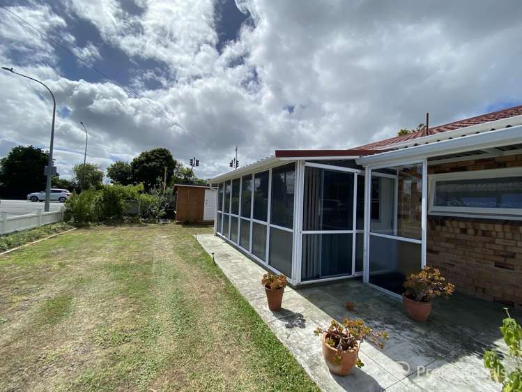 275 Ellerslie Panmure Highway Mount Wellington_17