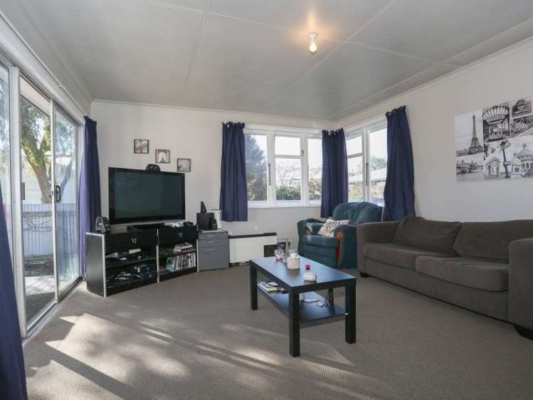 811a Gordon Road Raureka_3