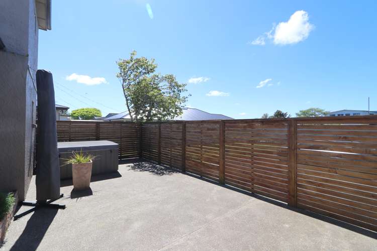 327 North Road Waikiwi_27