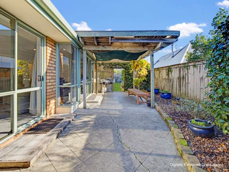 8 Idesia Grove Richmond_26
