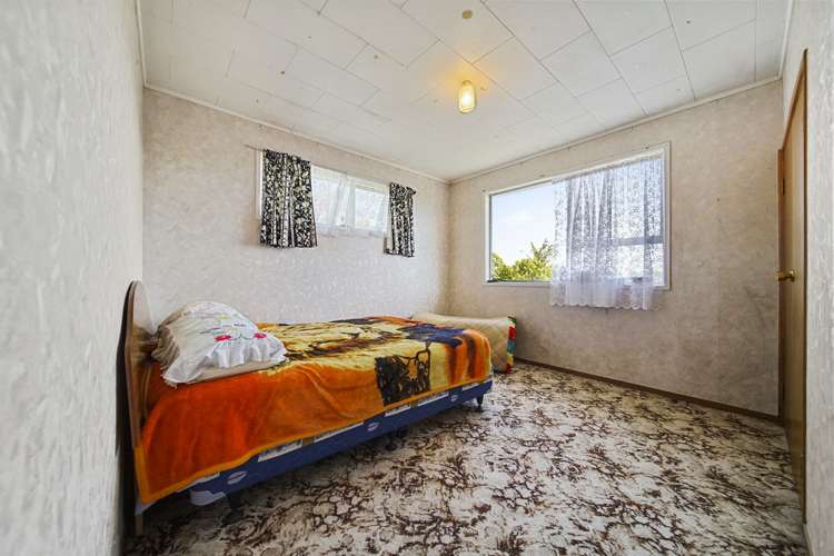 21 Charntay Avenue Clover Park_12