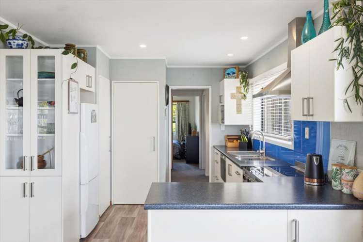 3 Ngaparaoa Drive Maketu_13