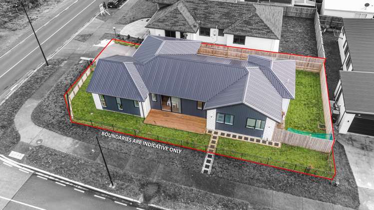 2 Poutawa Lane Clarks Beach_17