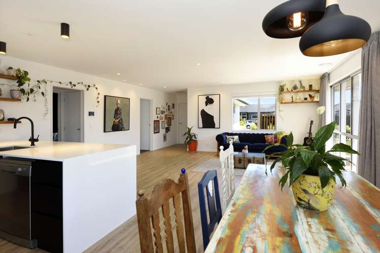 9 Camberley Road Richmond_8