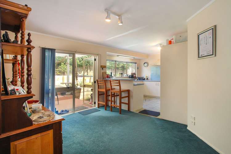 13 Dee Place Torbay_4