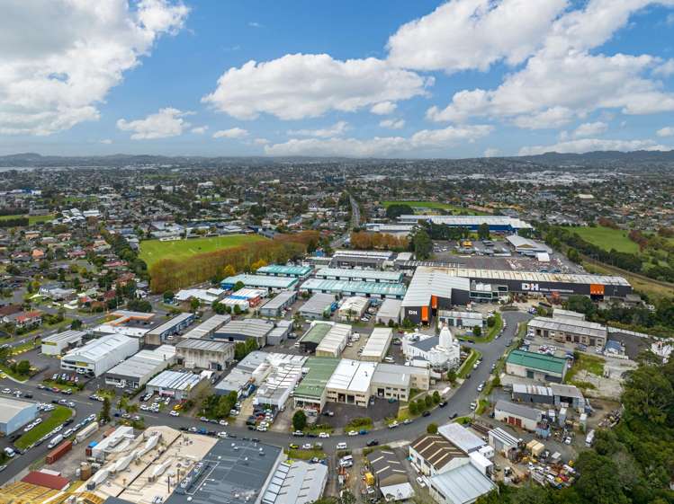 34-36 Mihini Road Henderson_11