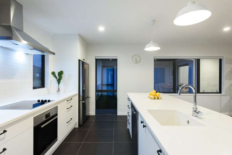 14 Waghorn Street Pyes Pa_9